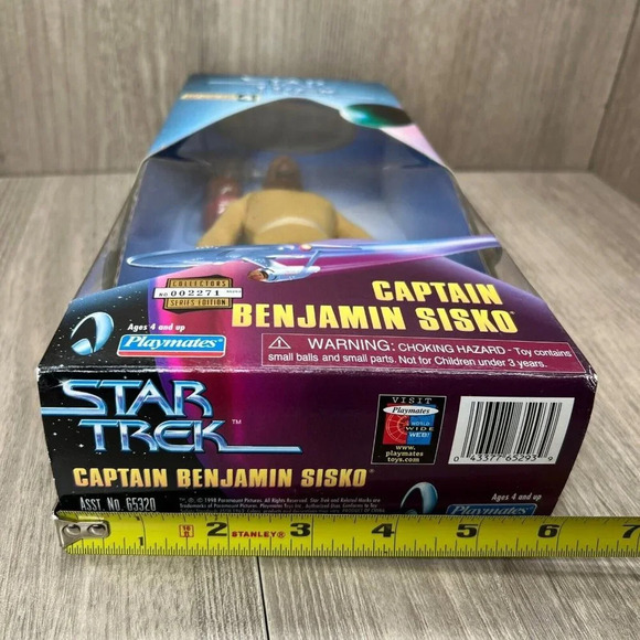 Star Trek Warp Factor Series 4: Capt. Benjamin Sisko Action Figure - Playmates - Picture 8 of 8